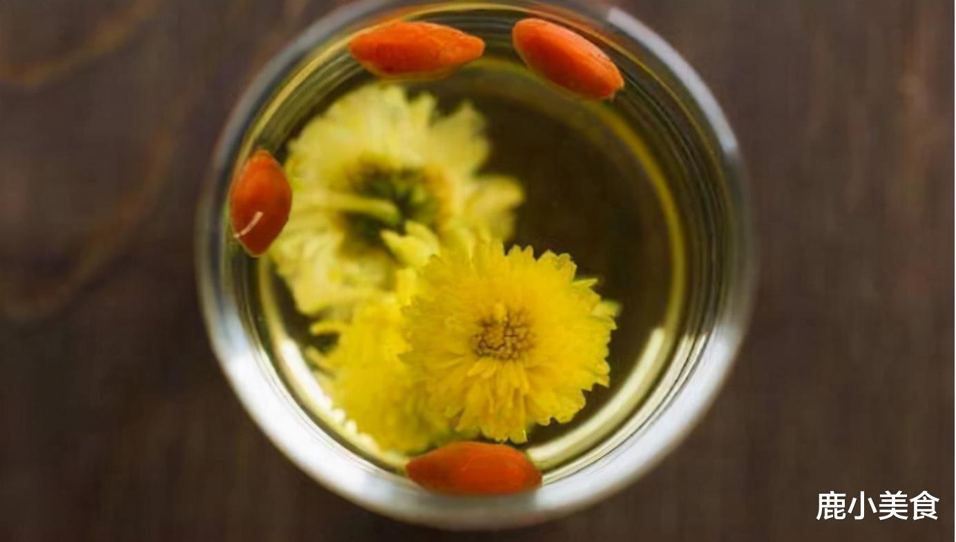 红枣|女人40岁以后，若想气色好，别忘常吃5种食物，营养又美味