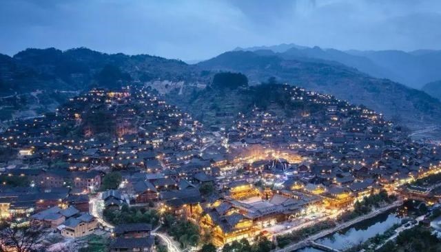 贵州 贵州4A景区“惹众怒”？游客不听劝又去了？过来人：咎由自取