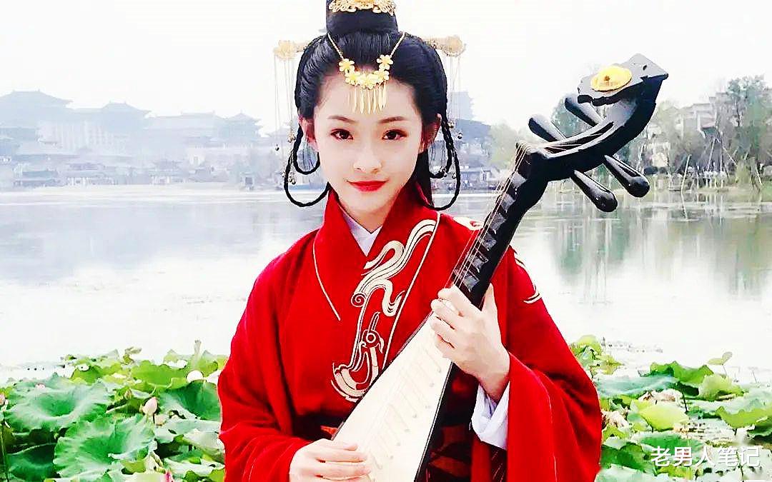 倪妮|蒋家有女初长成，16岁的蒋韵兮演绎汉服美人，韵味十足