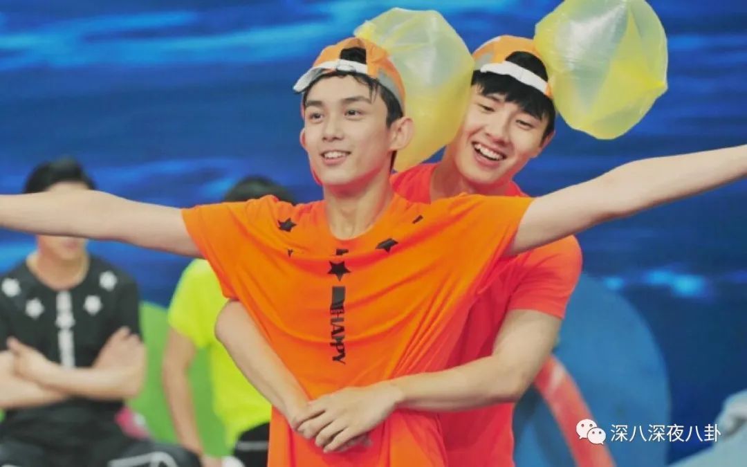 谢霆锋|两代颜值巅峰同框，难道他们不能有纯纯的友谊？