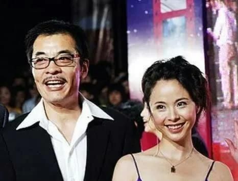 马嘉祺|刘威：与何晴同居5年被抛弃，甩小24岁杨若兮，闪婚化妆师