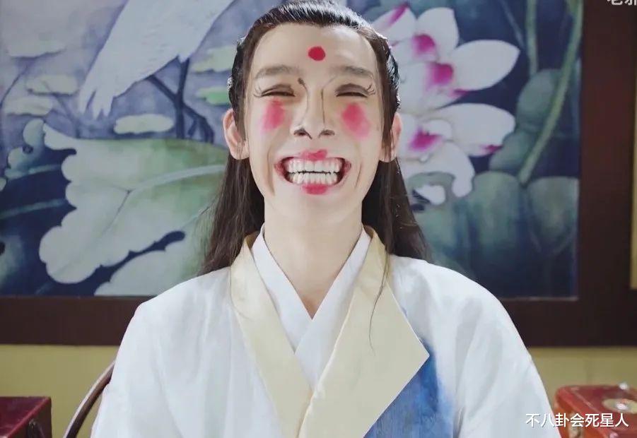 赵丽颖|9位男女明星的惊艳反串，女帅男美，有人靠其一战封神