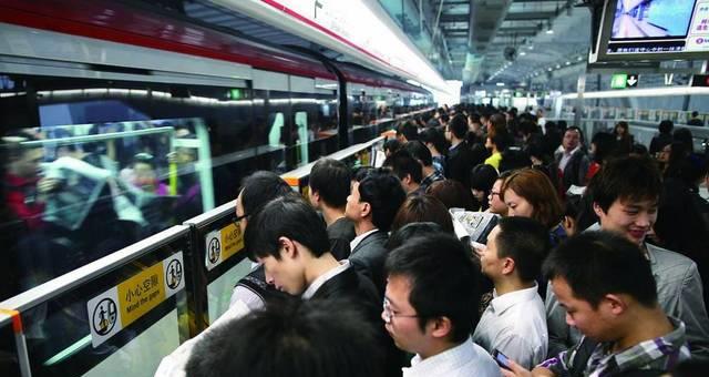 杨幸幸聊奇闻|北京游客到深圳“太难熬”,直言3大习惯接受不了,当地人:矫情