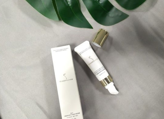 kiki有尚 买对不买贵——4款口碑超高孕妇唇膏，孕妈：拯救唇纹、死皮宝藏