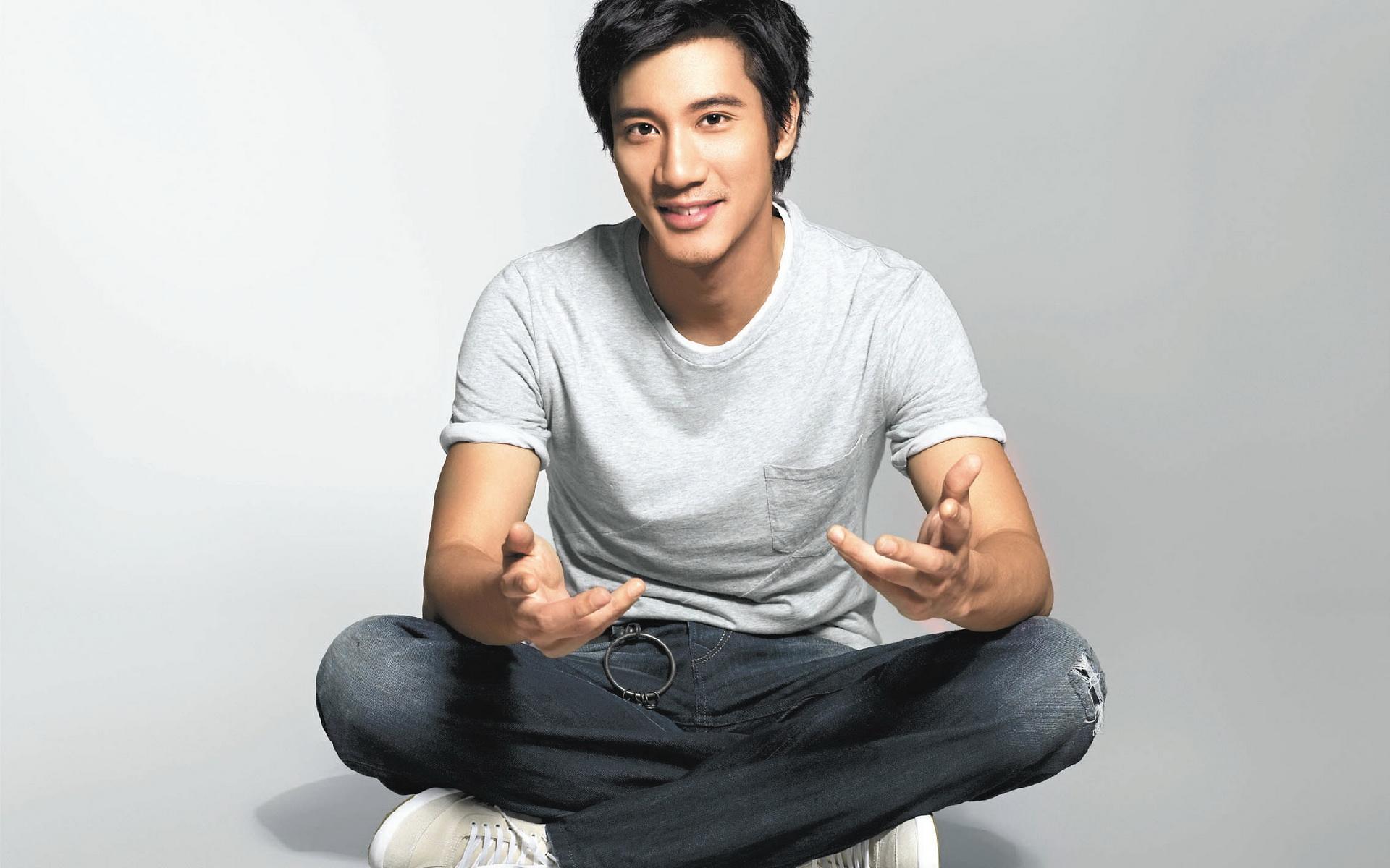 林更新|湾湾黑白配夫妇很开放？林更新坑杨紫？王力宏道歉但是拒绝圈？