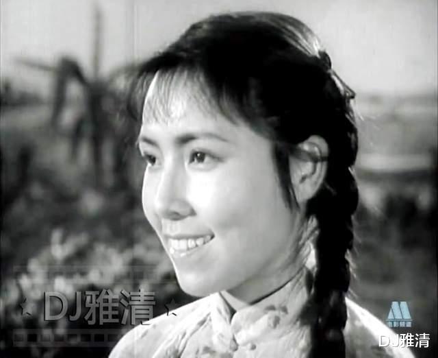 袁霞|袁霞好姐妹,张勇手老搭档,昔日八一厂花旦,人美戏好却不红,如今现状如何?