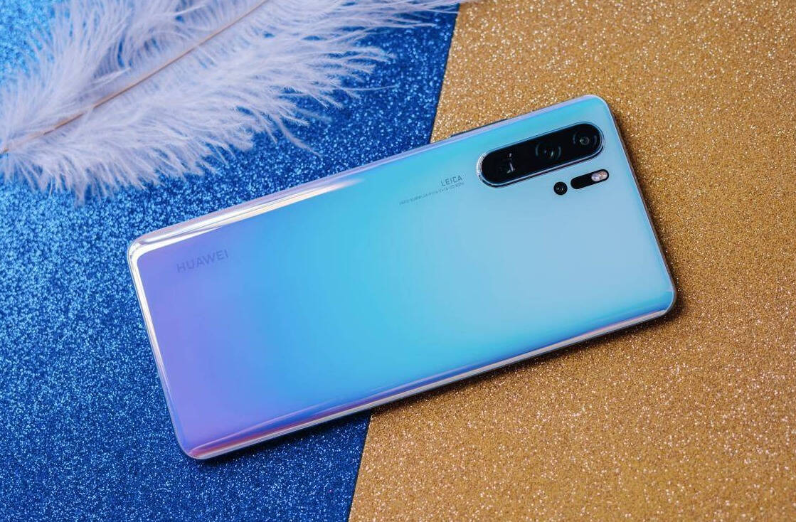 空间站|敢让苹果手机进空间站？偷听科技和隐秘摄像后门，啥秘密也藏不住