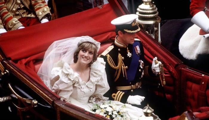 戴安娜王妃的結婚照，還原1981年轟動全球的世紀婚禮！你看過瞭嗎-圖4