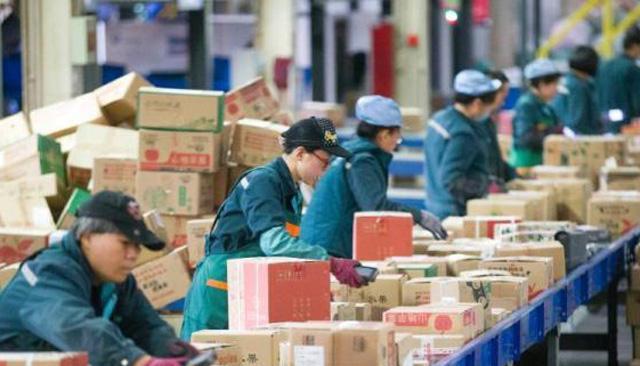 天天快递 老牌快递企业口碑大跌,投诉率排名第一,巨亏40亿后沦为“弃子”