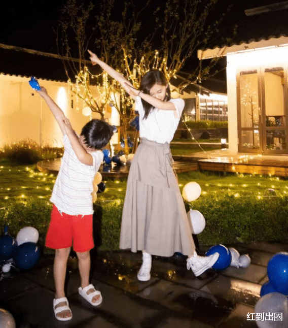 王子文|7岁儿子曝光后王子文首现身！和吴永恩同游三亚，男方颜值出入太大