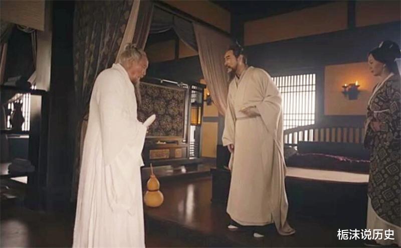 西晋|曹操为何坚持杀神医华佗？12年后发现，曹操的做法或许是对的