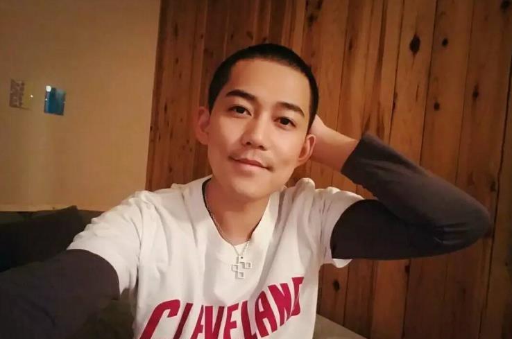 白雪在燃烧|沦落如此？07届“快男”亚军苏醒发简历求工作，并直呼自己很便宜