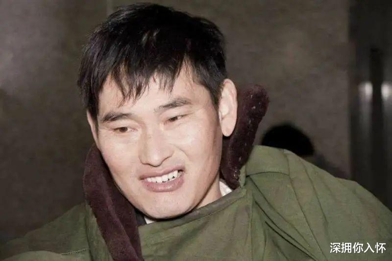 林生斌|大衣哥“老底”被揭，昔日恩人发长文痛斥：台上朴实，台下肮脏，怎么回事？