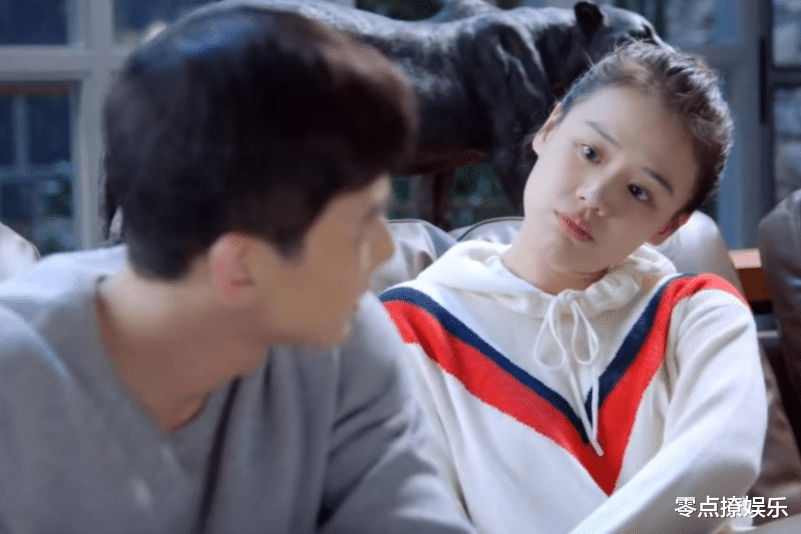 零點撩娛樂 熱播劇《你是我的城池營壘》的開場，就是驚險的劫匪戲