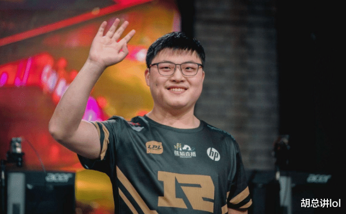 奢侈税|LOL:退役主播姿态因蹭热度被赛高打脸,联盟允许氪金,交奢侈税就行