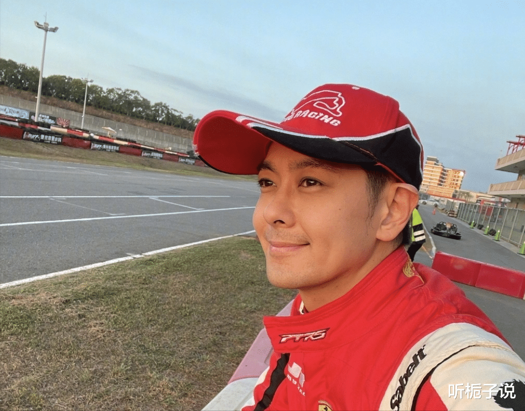 井柏然|48岁苏有朋逆龄生长？近照帅成小鲜肉，一点没有明星的架子