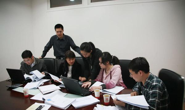 成都|“后悔让儿子去考公”，父亲这一席话，揭露了无数家庭的现状！