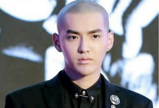 吴亦凡|吴亦凡事件后，官方正式开始整顿行动，公开点名22名明星