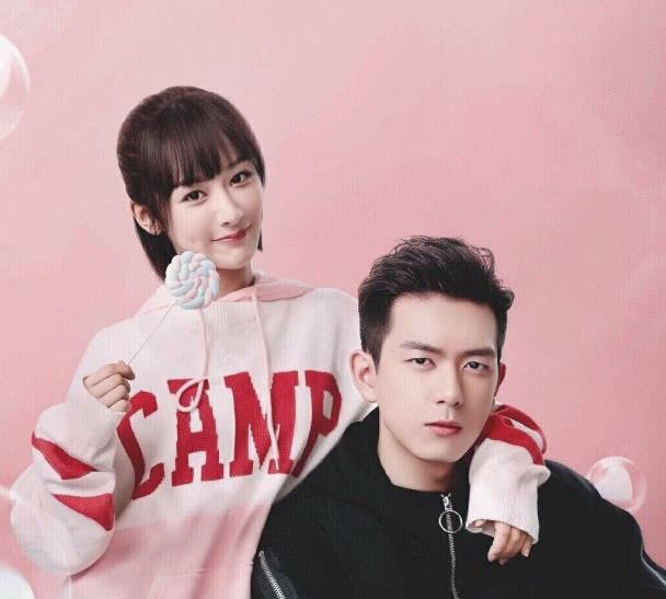 杨蓉|李现杨紫感情有多好？李现卡着零点送上祝福，双方大大方方不避嫌