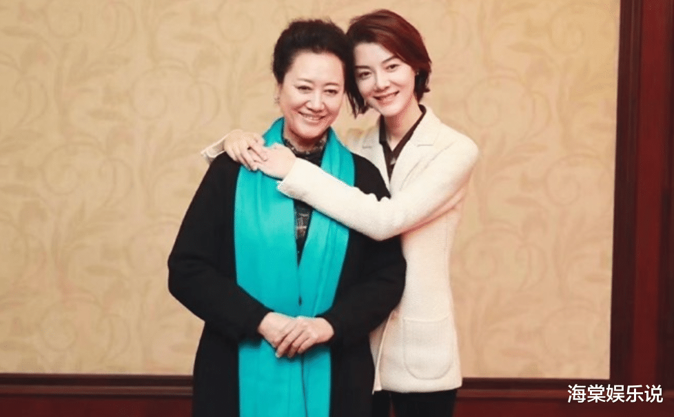 车晓|车晓9月9日与妈妈的近照:妈比女儿还有气质,66太漂亮了