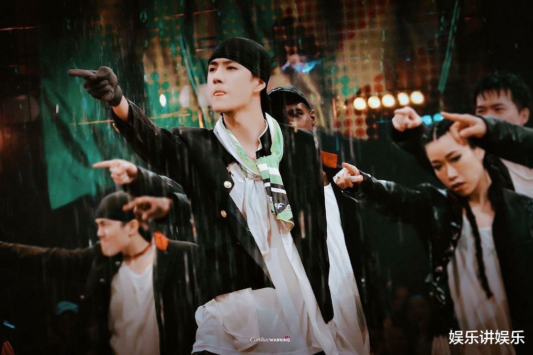 王一博|2022年，王一博继猪塑、豹塑后，又被虎塑了！