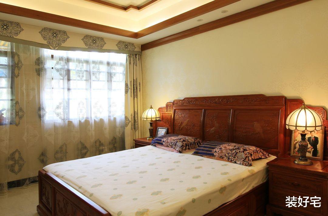 |90后小夫妻却偏爱中式装修，去除繁琐设计，书房的设计更为独特！