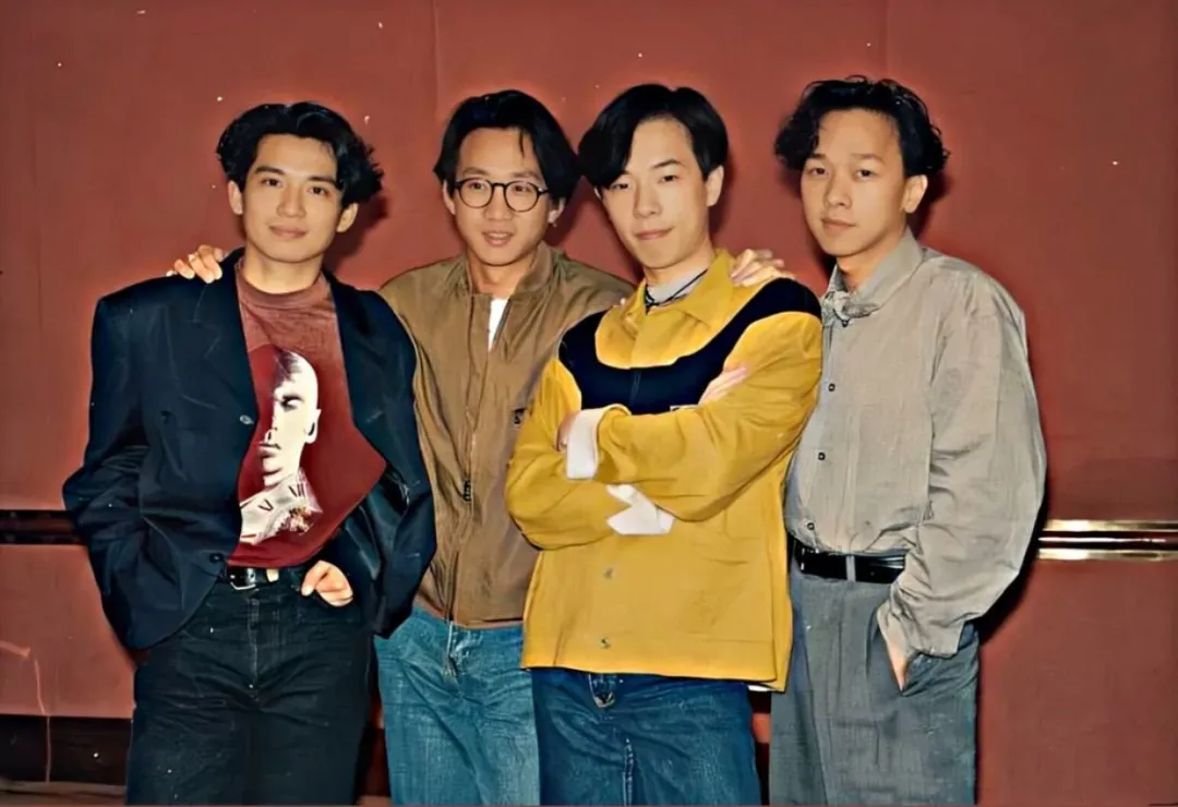 黄家强|最近须知要说清楚，这是黄家强在Beyond乐队中演唱的第一首经典情歌！