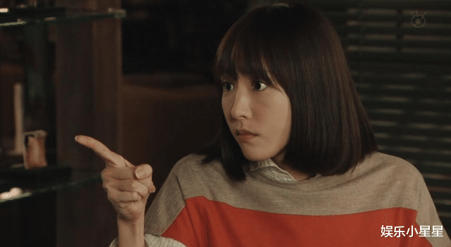 女孩|动漫少女的腿都是畸形腿？不健康还影响生活，现实中妹子争相模仿