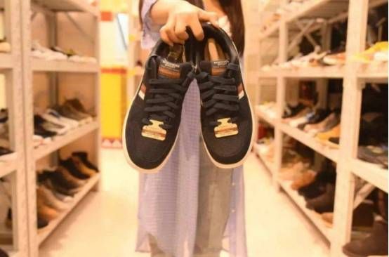 |安心倾听：新人入职后被孤立，职场怎么处理人际关系？