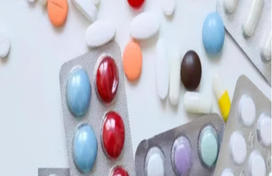 午美聊健康体态 长期服用高血压药物,如果出现这3个现象,可别不当回事