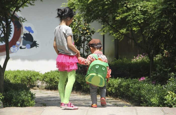 Hi家有小甜椒儿|“生你养你，供你读研，你只看到重男轻女？”要求太多就是自私