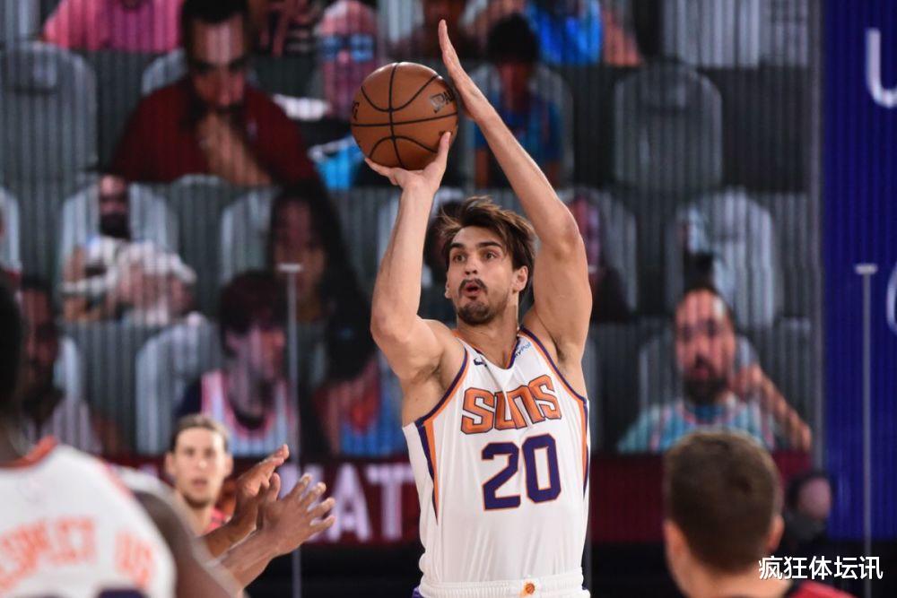 保罗|1换2！曝太阳火箭地震级交易方案出炉，塔克或再度联手保罗