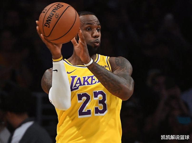 勒布朗·詹姆斯|生涯得到35000分+10000助攻多难，历史无人达成，詹姆斯无限接近