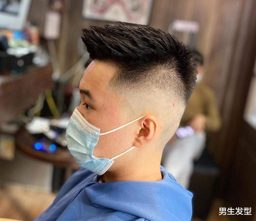 发型|男人过了30岁头发怎么剪？这9款发型帅气显年轻，值得尝试