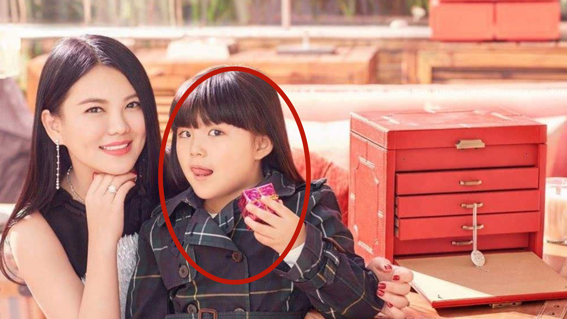 李湘|李湘身为母亲有多失败？分走前夫一半财产，却让孩子成为受害者