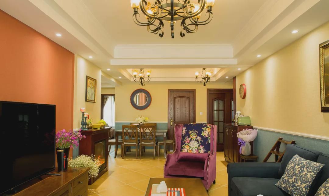 |晒晒120㎡新家,阳台的设计朋友都说好,简单一改就多几排柜子用