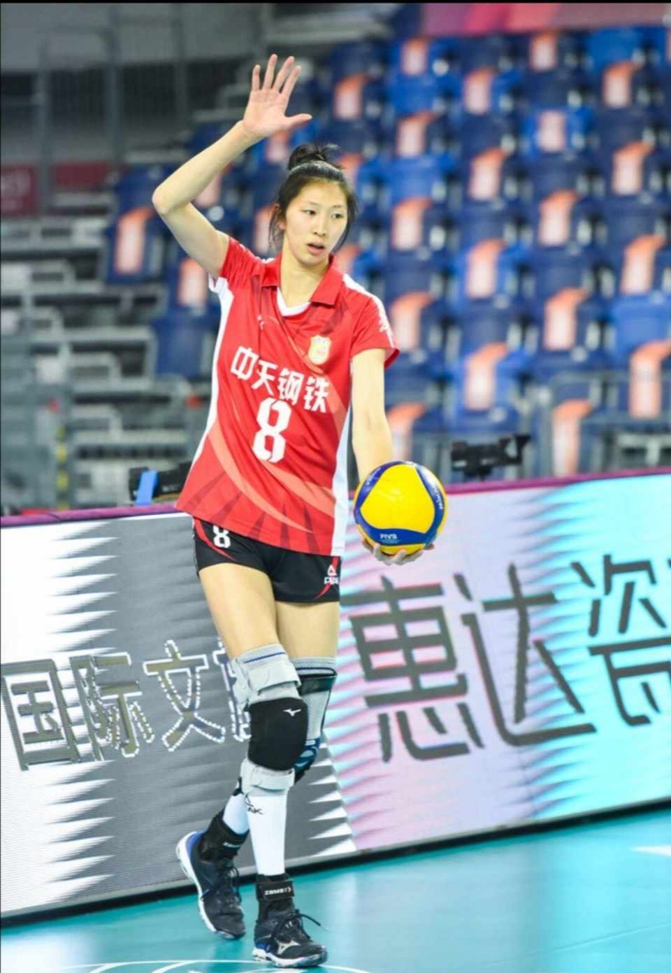 蔡斌|淺析蔡斌的戰(zhàn)術(shù)體系：一傳流暢、二傳加速、兩邊拉開、網(wǎng)口施壓！