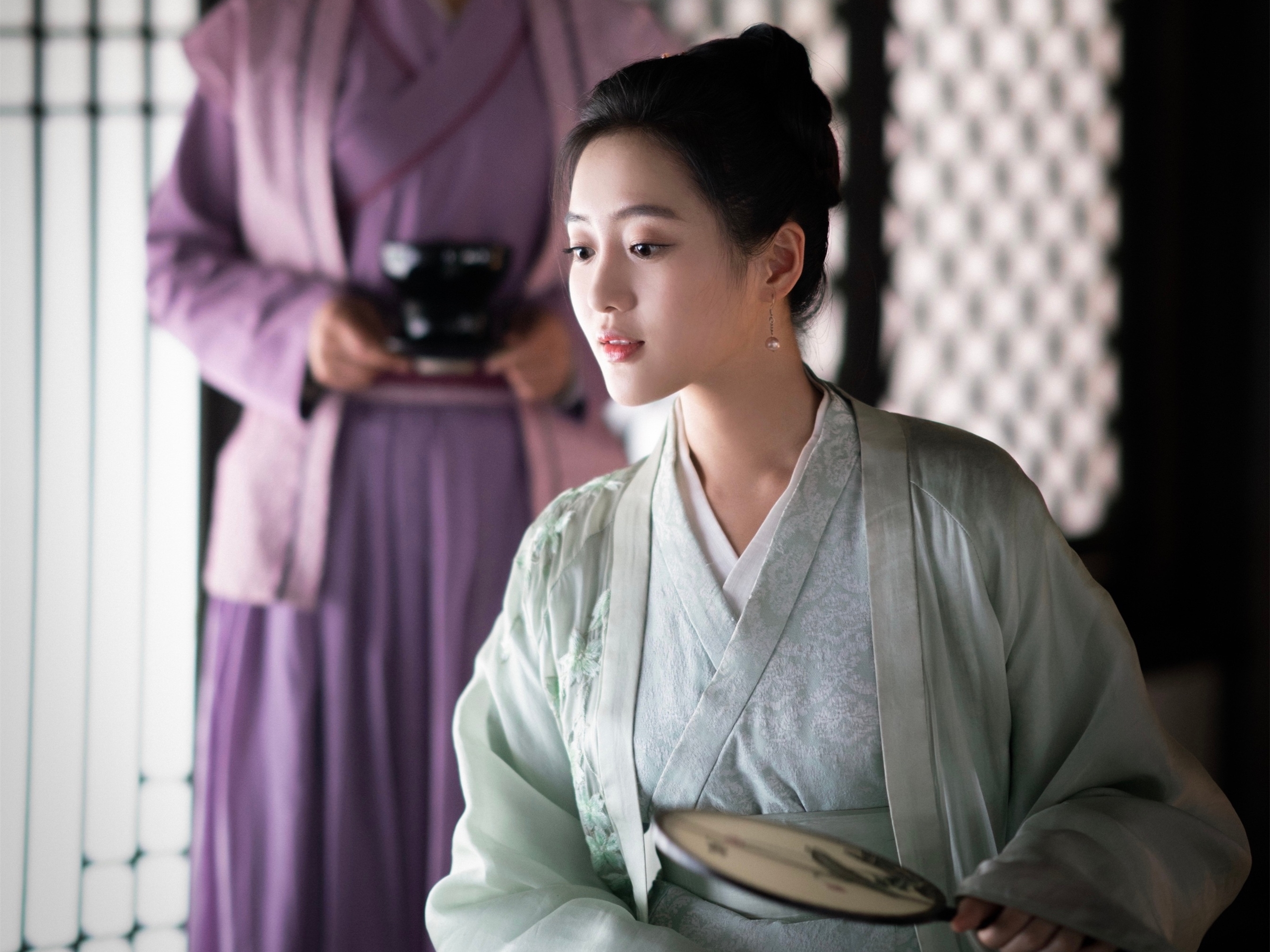 知否知否应是绿肥红瘦|知否：性格蠢笨的小桃？凭什么被2位男子爱慕，你看明兰说了啥？