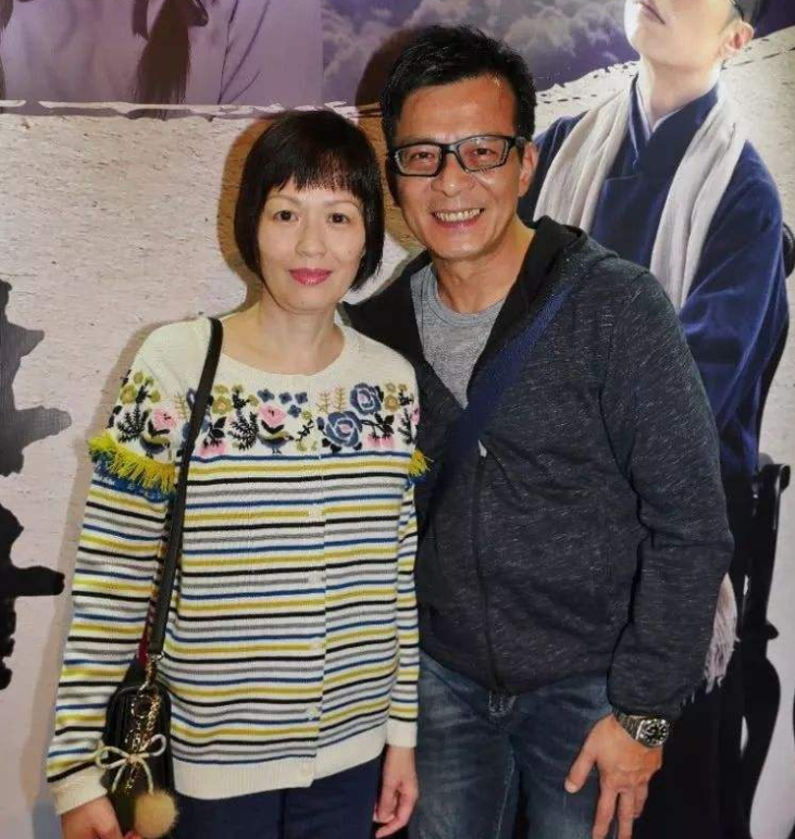 王力宏|相恋40年妻子患癌去世，黄日华宣布终身不娶，他做到了吗？