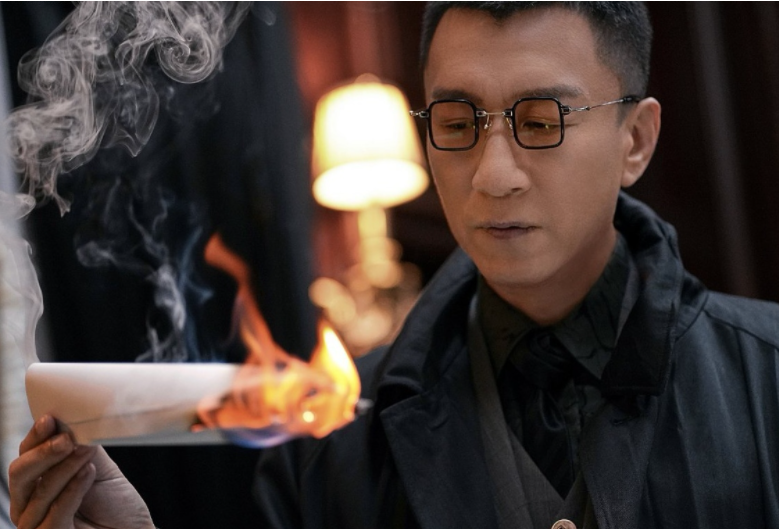 徐璐|东方卫视又一新剧“爆”了，播一晚播放量破1亿，熬夜5集没看够