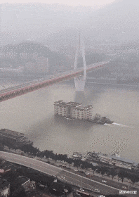 搞笑神回复|神回复：“你在你父母眼中是怎么样？”网友：还不就是这个样子？