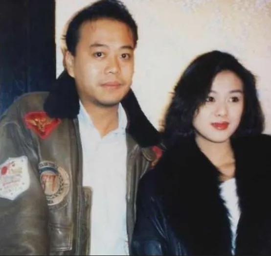 欧阳震华|从TVB一哥到“软饭男”，他为何沦落到这种地步？