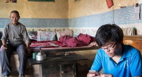 |985、211毕业基层求生存，这一类学生或成高学历穷人，大学要知道