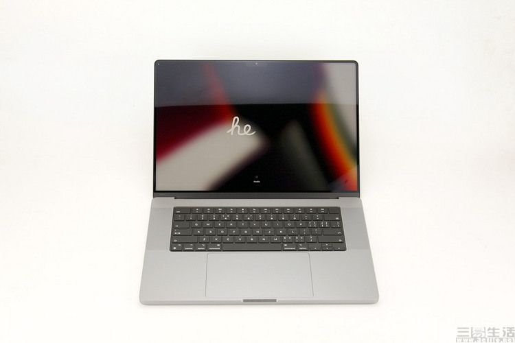RTX2060|用过MacBook Pro后，我们体会到了苹果的\可怕\