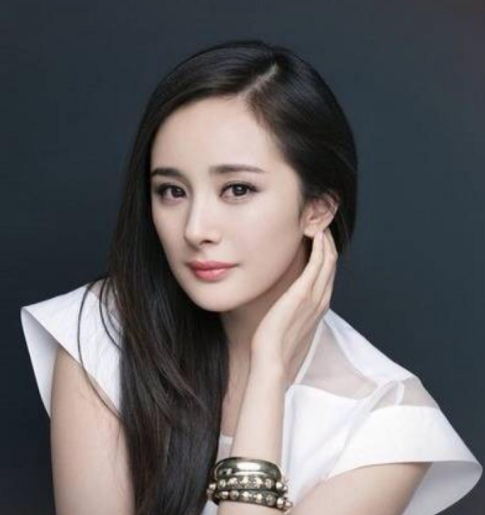 杨幂|离婚2年堪比“整容”，杨幂依旧是原来的仙女！刘恺威却脱胎换骨