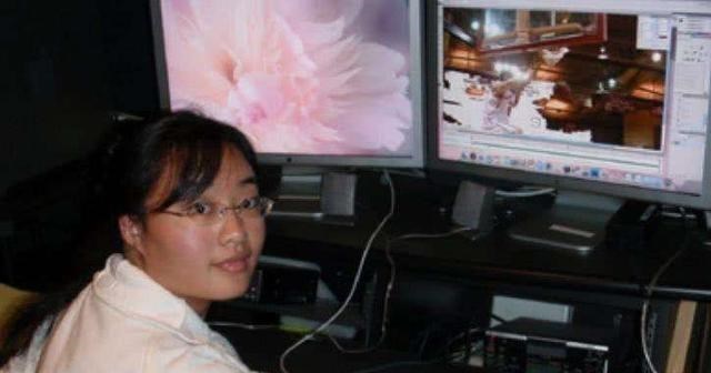 胡一天|98年张艺谋捧红农村姑娘，又亲手浇她一头冷水“你不适合娱乐圈”