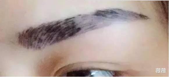 薇薇 “纹过眉毛”的女生,几年后会有什么变化?过来人告诉你