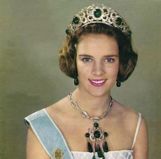 丹麦三位公主个个貌美,与各自丈夫相伴到老,甜蜜爱情羡煞旁人