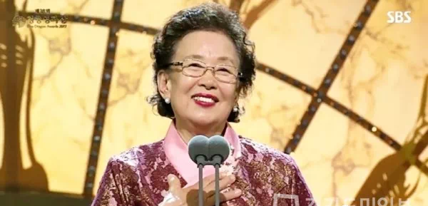 罗文姬|就算再被封杀20年,也阻止不了我爱她