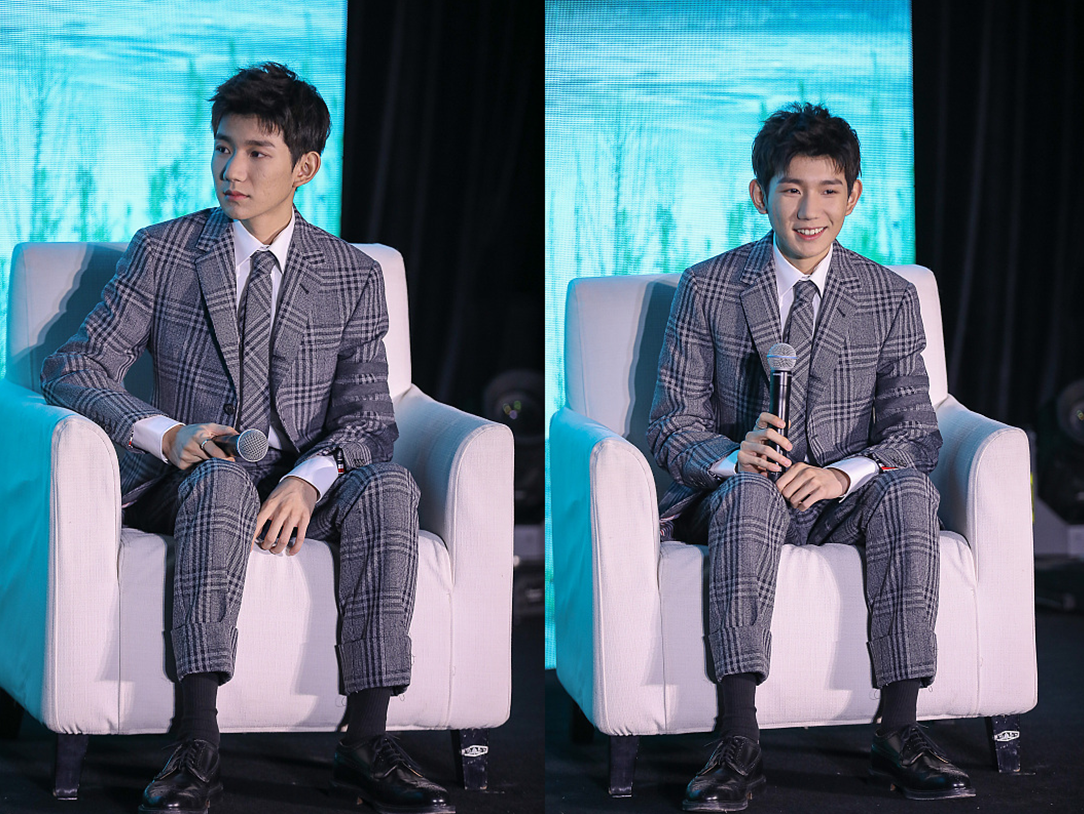 王源|王源小小年纪妆化得倒挺浓，可配“镭射”西装刚好，显得很成熟